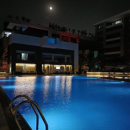 Parkside Boutique 3 Bbr Serviced Apartment - Ocean Blue - Near Airport カイロ エクステリア 写真