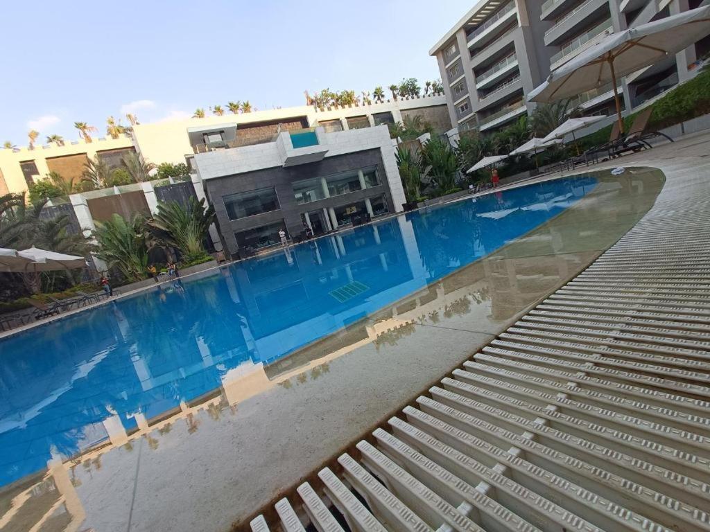Parkside Boutique 3 Bbr Serviced Apartment - Ocean Blue - Near Airport カイロ エクステリア 写真